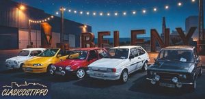 Encuentro nocturno coches clásicos en Estepa